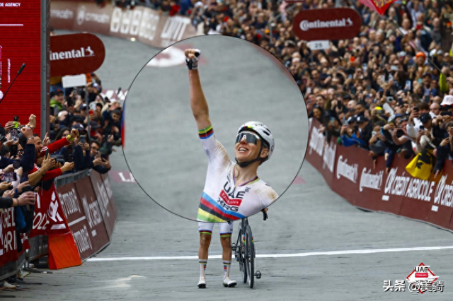 华体会电竞-波加查在白路赛腋下佩戴的传感器仅仅是一个手环？|设备|塔代伊·波加查|比赛|手套|手腕_新浪体育_新浪新闻